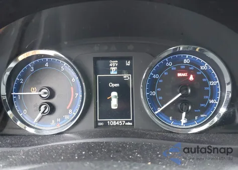 2017 Toyota Corolla Se z USA, uszkodzony, nr VIN 5YFBURHEXHP628022